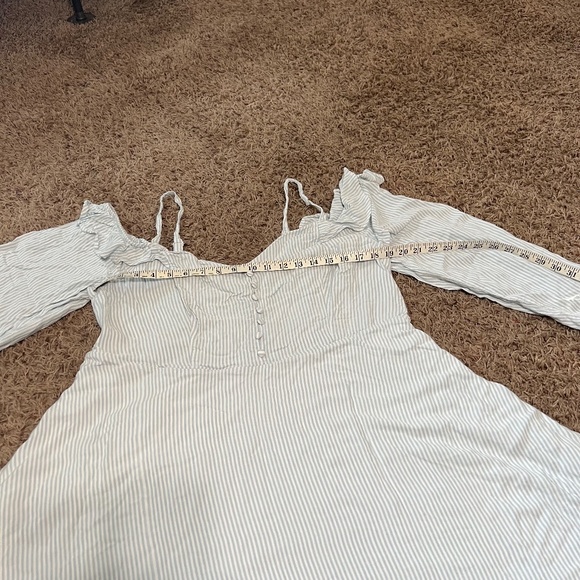 Blue White Striped Cold Shoulder Challis Dress - Picture 8 of 12